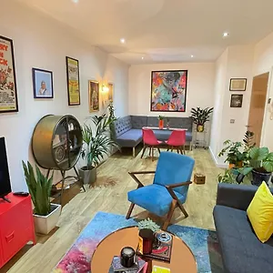 Award Winning In Yarm, North Yorkshire Apartment Yarm